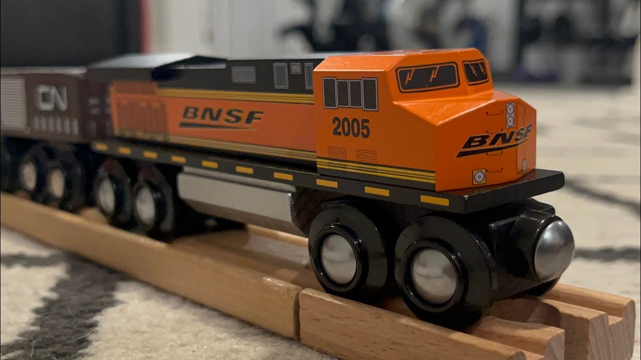 Unboxing and reviewing Choo Choo Track & Toy co BNSF Gevo! 11/17/25