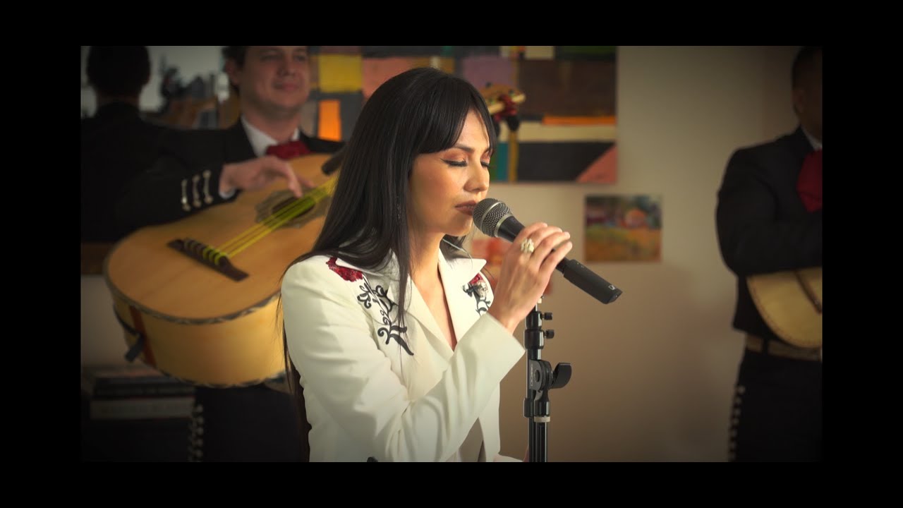 Lupita Infante - Cien Años (En Vivo)