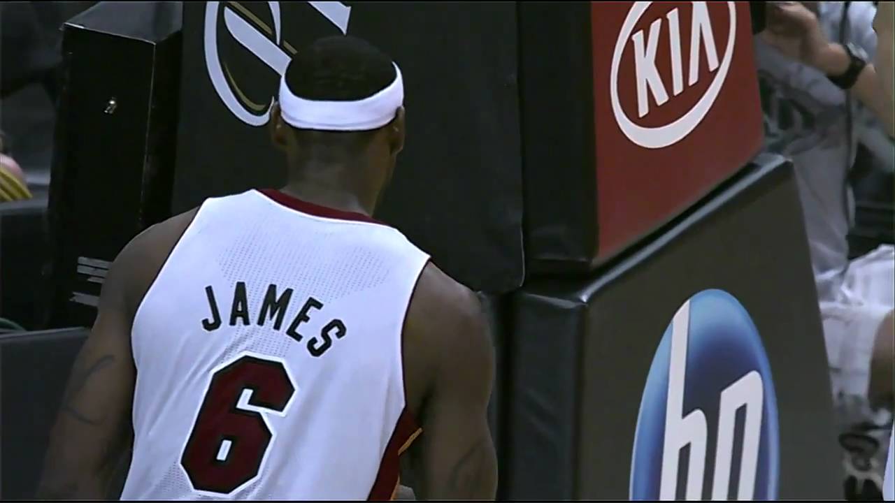 11-29-10 - LeBron James Highlights vs. Wizards (30 pts)  - HD 720p
