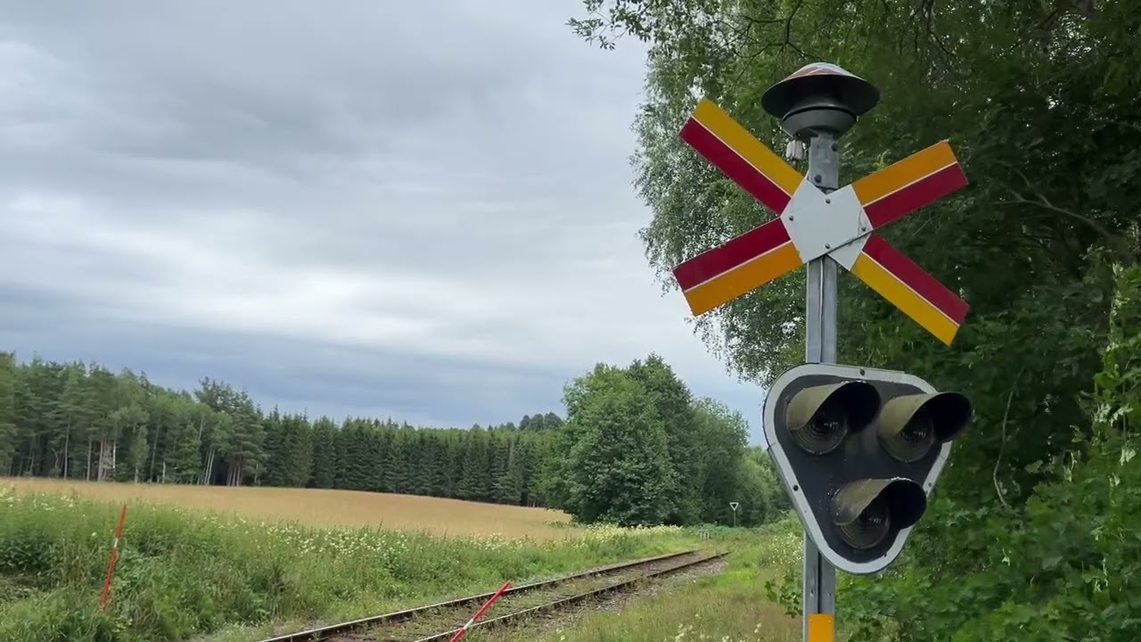 Ingribyn Railroad crossing, Törsbyn, Mellerud, Sweden 1 (Cam 2)