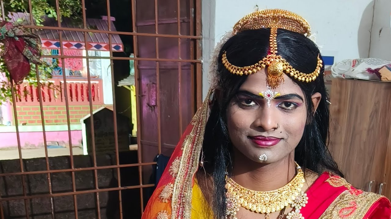 ପୁରୀ ବଳିଆ ପଣ୍ଡା ରେ ରଜ ସଙ୍କରାତୀ ରେ ଶିବ ପ୍ରାବତୀ ଙ୍କ ଜବର୍ ଦସ୍ seen MAA mangal ramanatak 