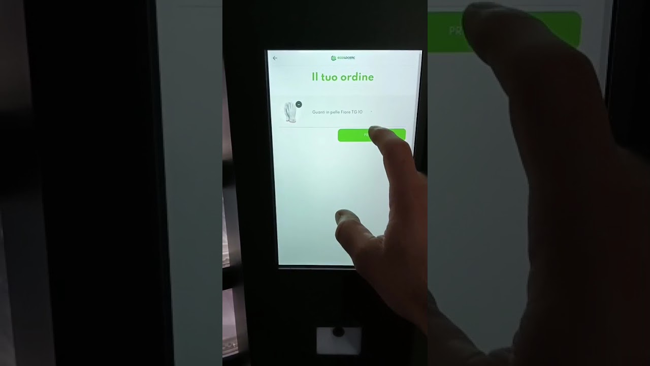Distributore Automatico a Dischi Rotanti per l'erogazione di DPI 