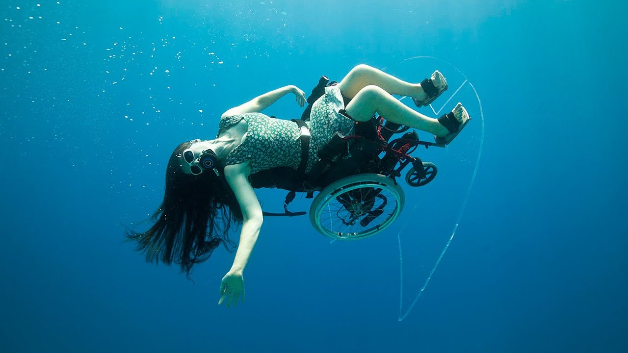 Deep sea diving ... in a wheelchair - Sue Austin