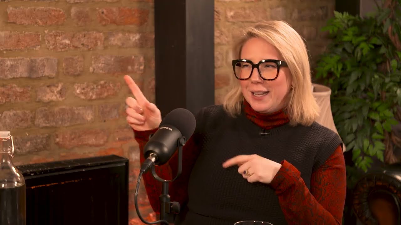 Retail media with Alice Anson on The Six Sells Podcast