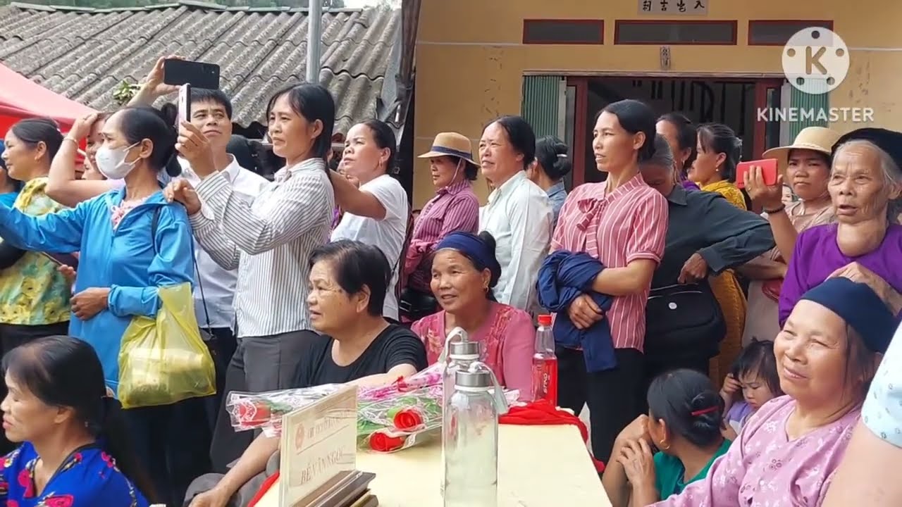 Lương Yên & Bế Tân hát hay