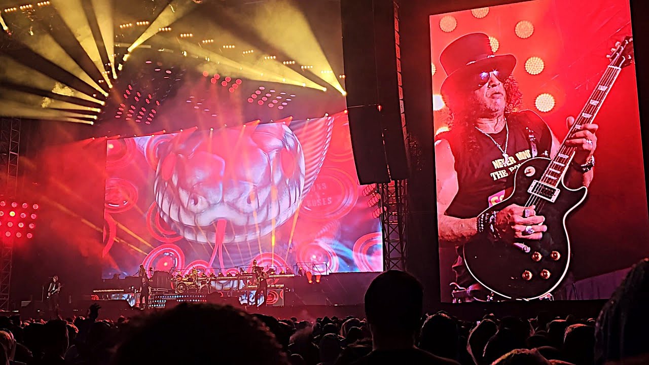 Guns N' Roses - Slither (Velvet Revolver cover) - 24.7.2025, Vienna (Ernst Happel Stadion), Austria