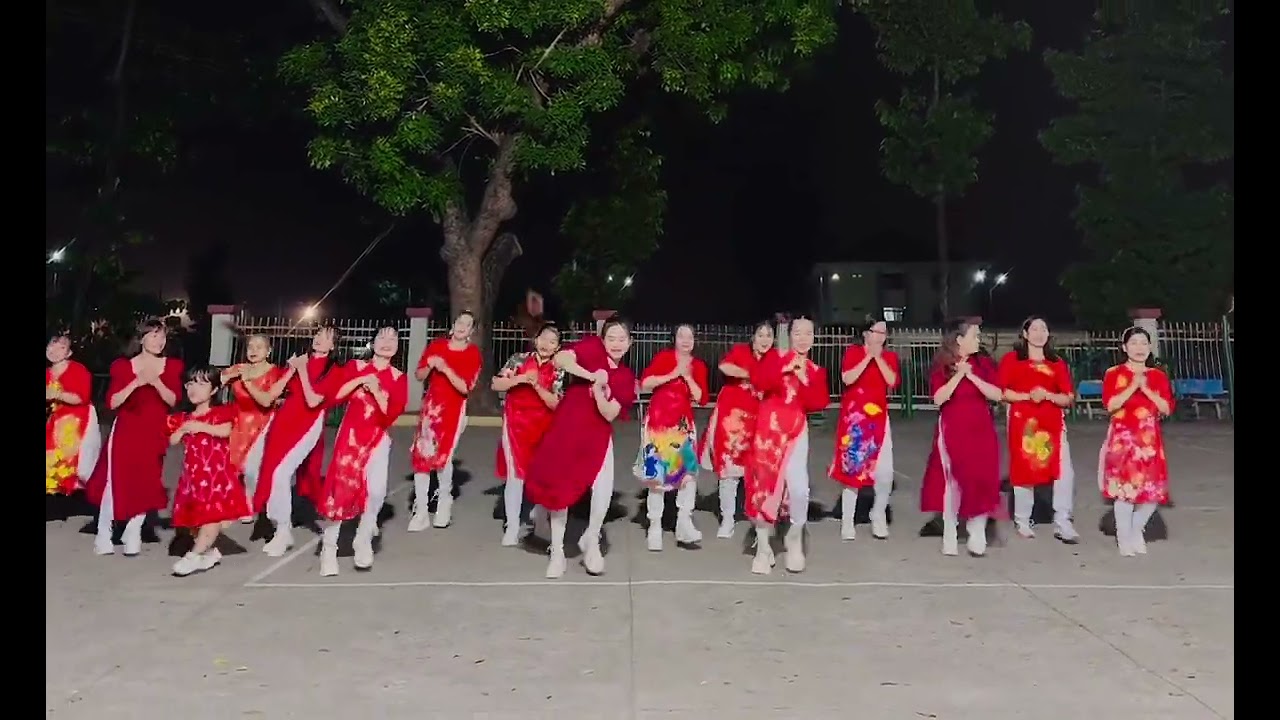 Đón Xuân / choreo #thuânzilo/ cover #trangtranzumbadance