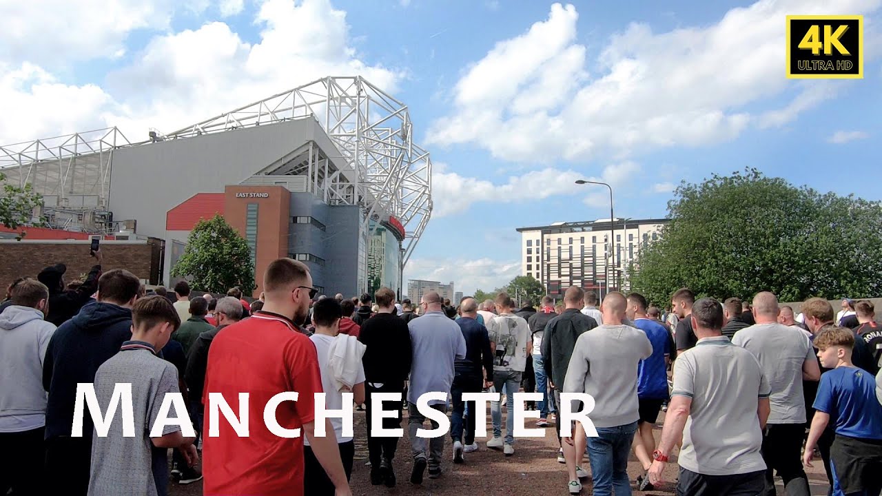 🇬🇧 Manchester walk - Old Trafford with United fans start by tram from Exchange Square then walking