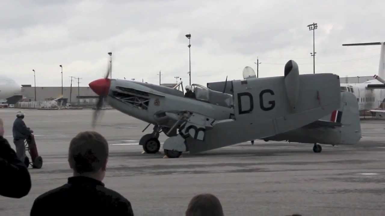 Fairey Firefly Startup (Hamilton Warplane Heritage Museum)