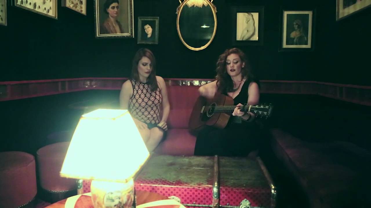 EMJI x Elodie Frégé - Toxic (Session Acoustique)