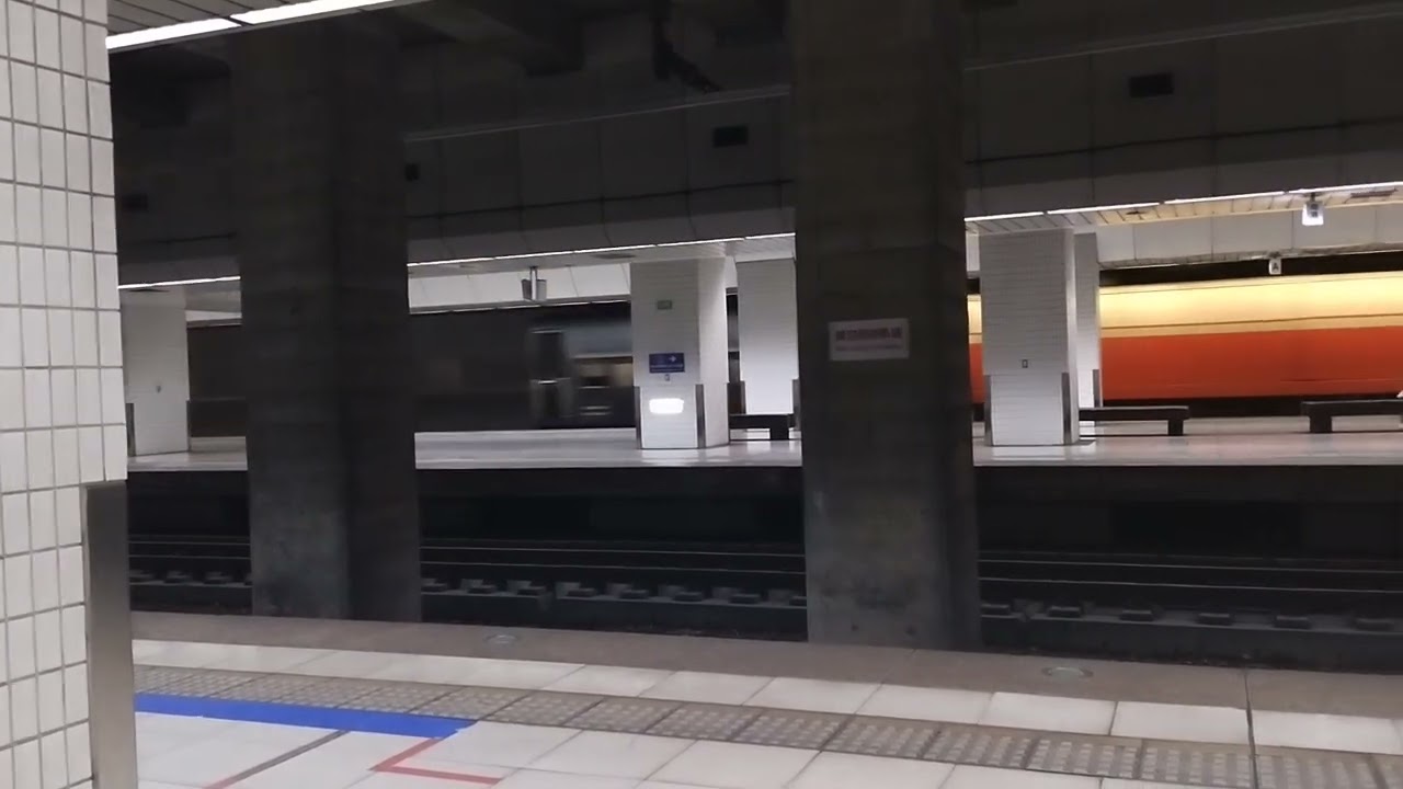 北上單行車南港通過