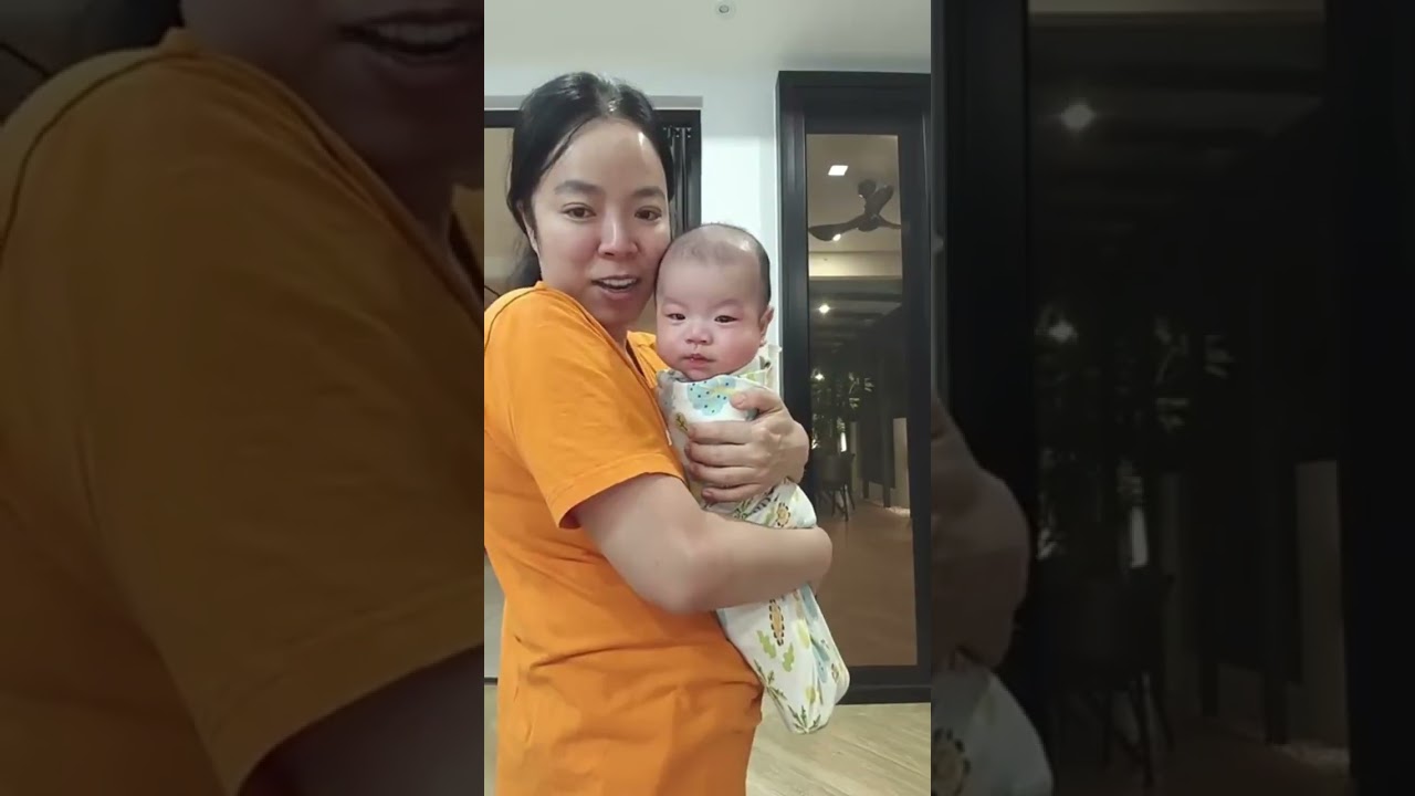 水蓉果园种的黄梨和小米差不多一样大......