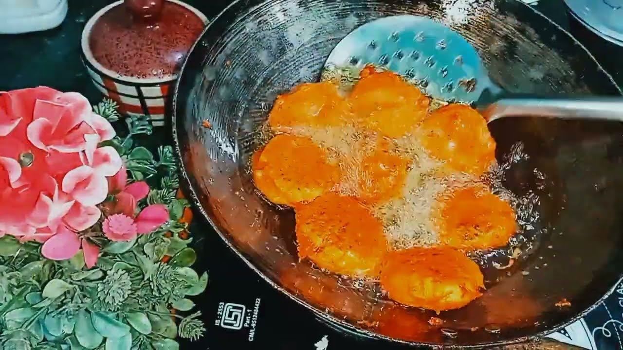 तिखा और चटपटा केला चाप की रेसीपी!!Ramzan special Raw banana chaap #cooking #viral #recipe 