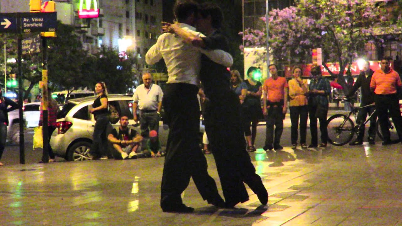 Francisco Solá y Lucrecio Robledo //  A don Agustin Bardi // Milonga Casa Radical