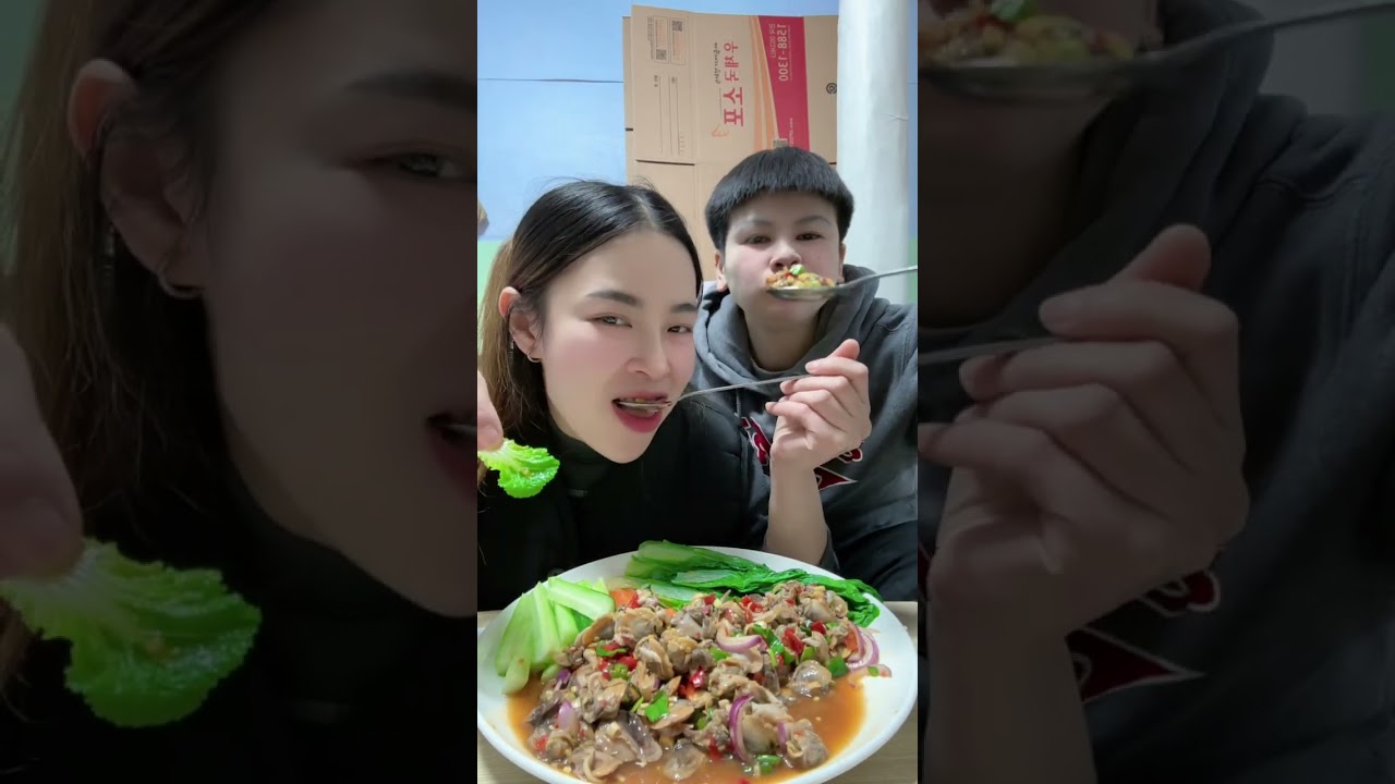 ยำหอยแครงแซ่บๆจ้า