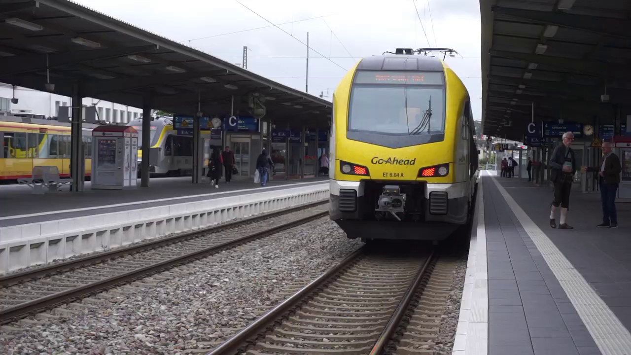 Zugverkehr in Pforzheim Hauptbahnhof