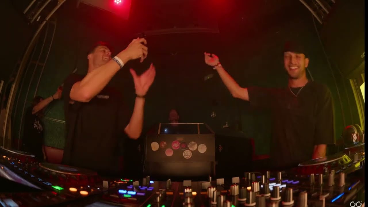 Mike Williams & Brooks ft. What Eva - Illusion [HQ]