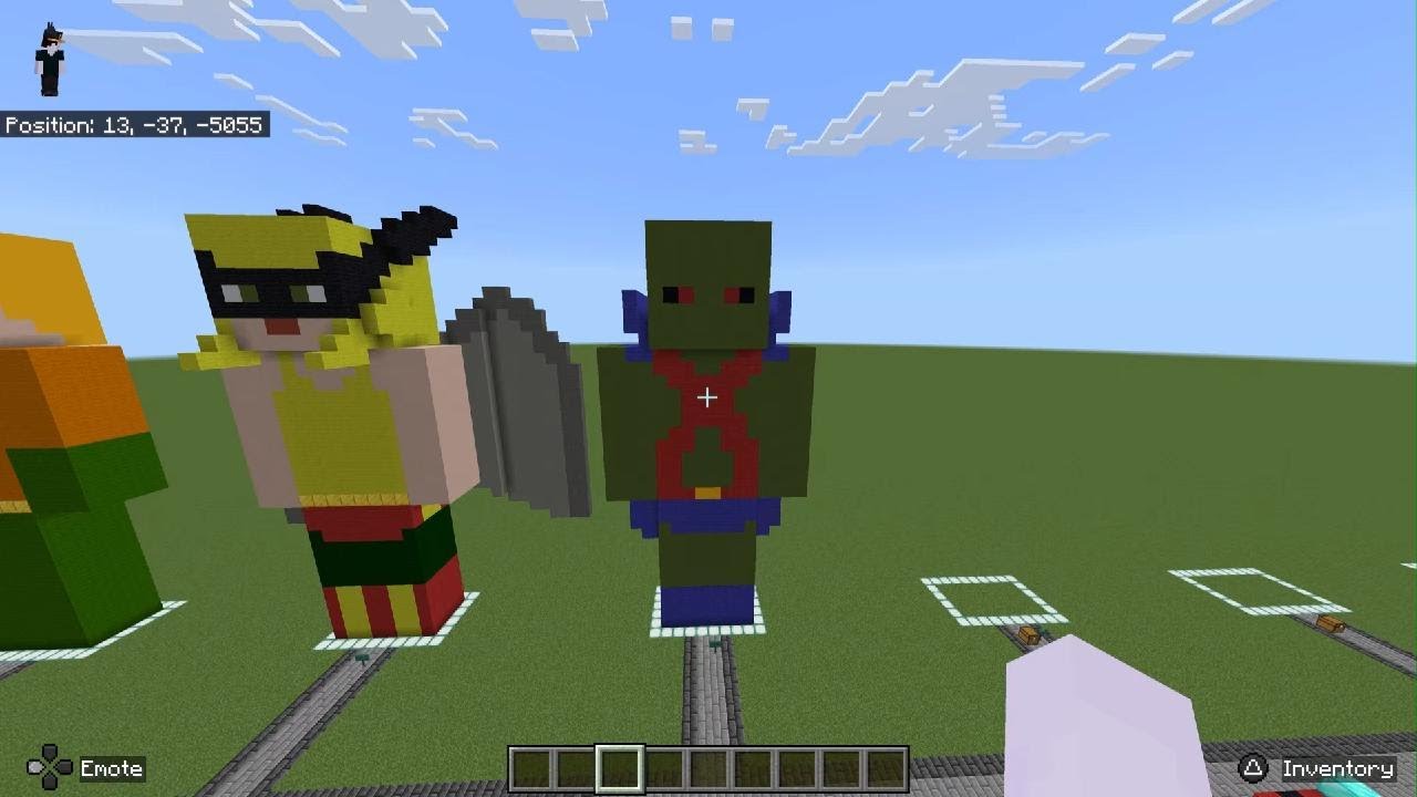 Character Statues: Martian Manhunter