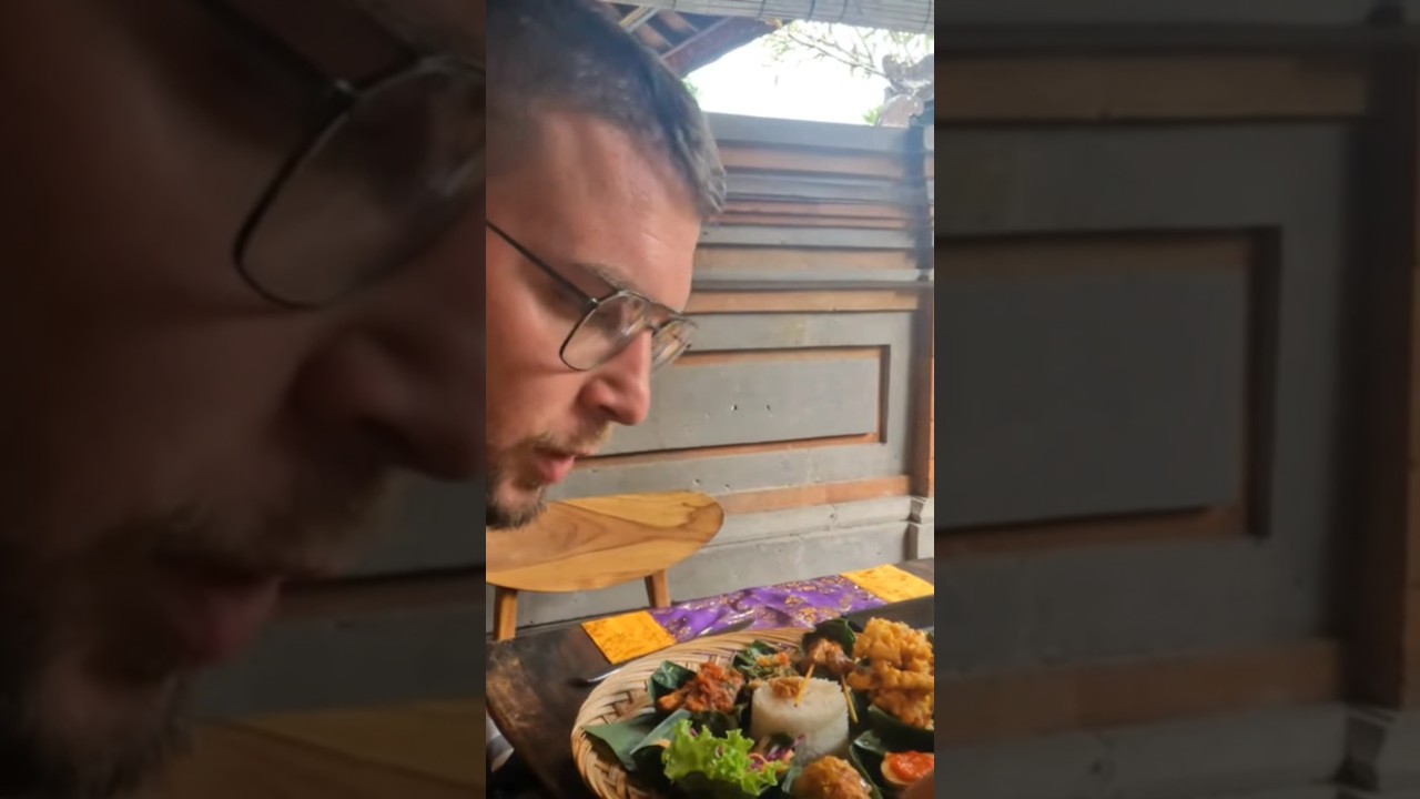 ASSAGGIAMO CIBO TIPICO LOCALE A BALI🇮🇩