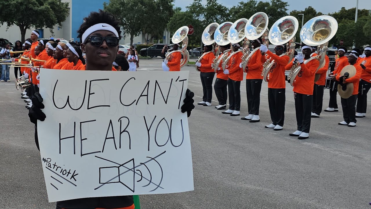 Piper vs Miramar Marching Band - Dillard High "Sound Check" BOTB