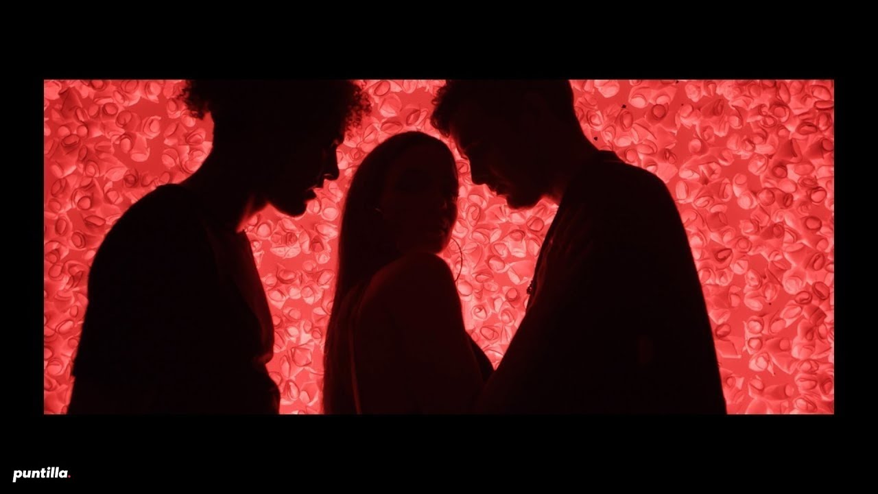 Nube Roja, Diana Fuentes - Un poco más de ti (Video Oficial)