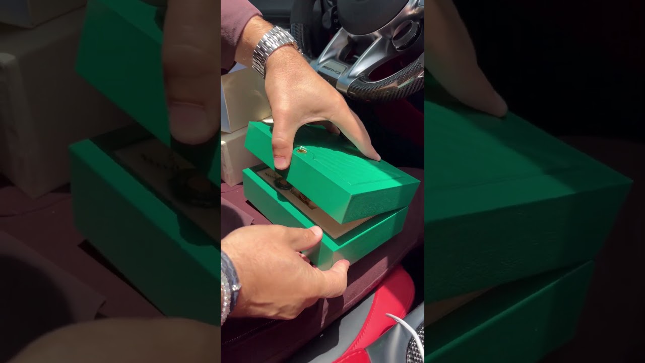 Unboxing Rolex Day-Date Chocolate Baguette Diamond Index 40mm Everose Gold  228235 #Watch #Unboxing