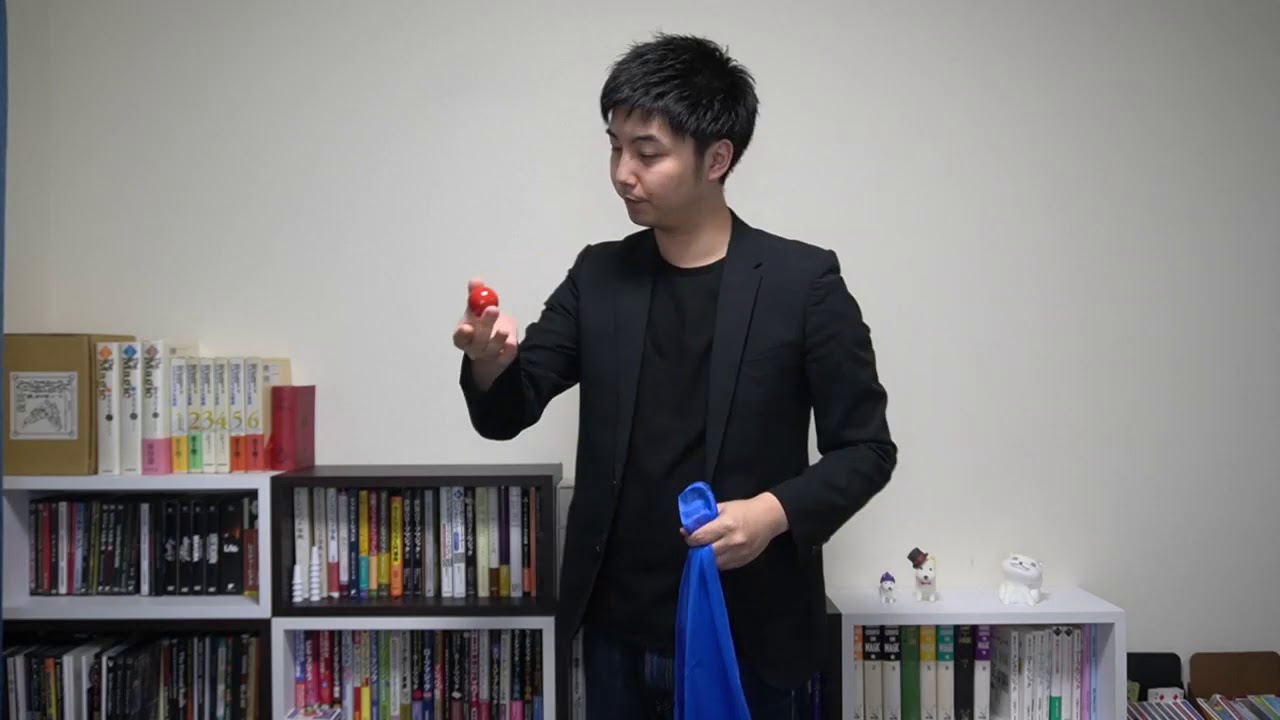 【手品・マジック動画】シルクとボール（四つ玉手順）　演技：戸崎拓也