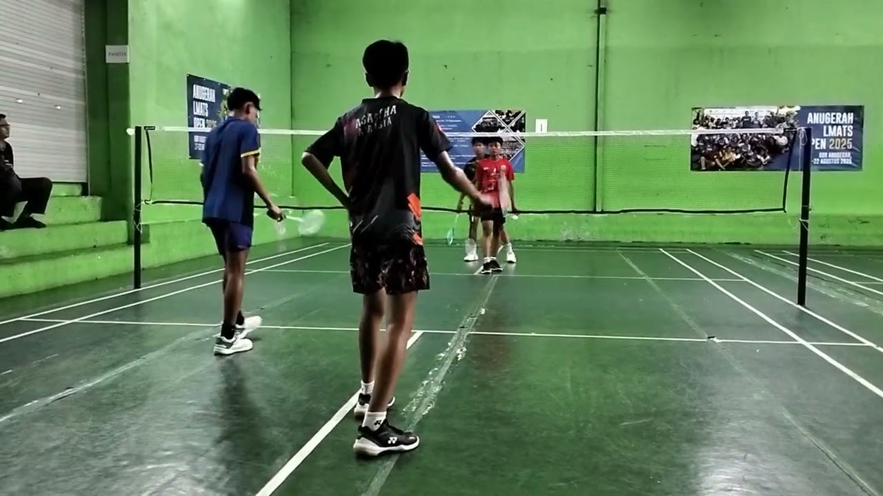 Latihan sparing Perdana Pasangan Baru 2026 Ganda  Pemula Putra , Agas / Denta 