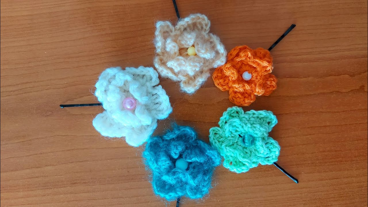 5 Frühlingsblumen häkeln – süße Haarklammern als Geschenkidee - Crochet Flowers Tutorial
