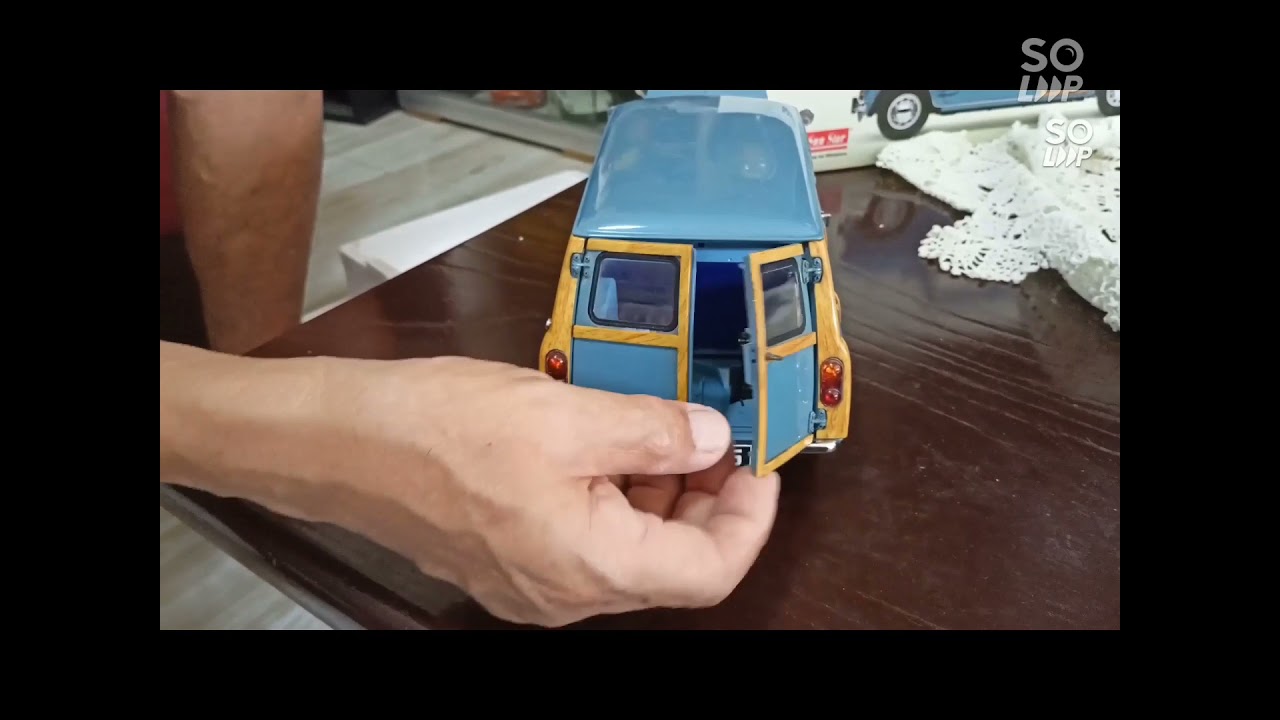 1960  Morris Mini Traveller  Mini Cooper diecast model 