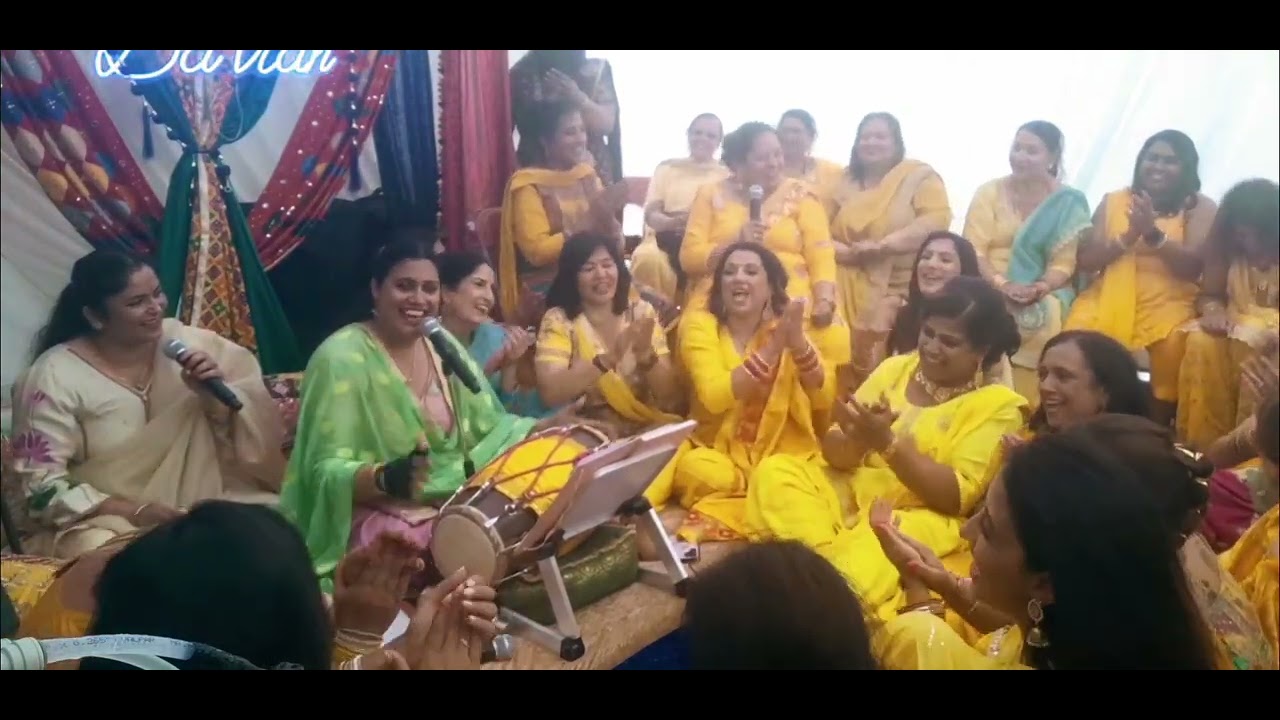 Deep Kamal Ladies Sangeet UK(ਮਾਸੜ ਰੱਸ ਗੁੱਲੇ ਵੱਰਗਾ)