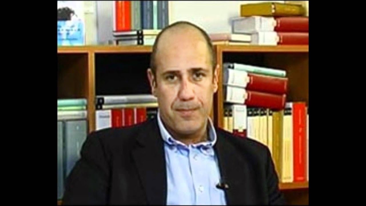 Fiorello imita F.Moccia 