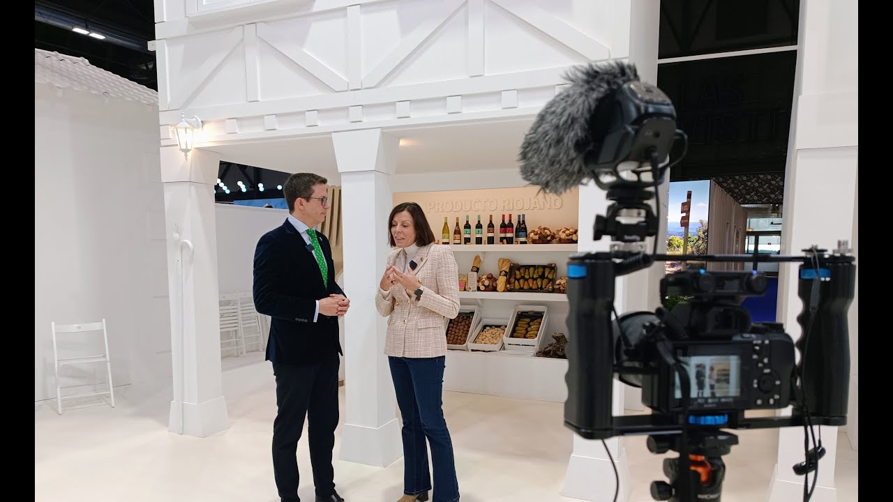 FITUR 2026. Presentación de Alfaro. Entrevista a Pilar Armendáriz por José Antonio Rupérez Caño