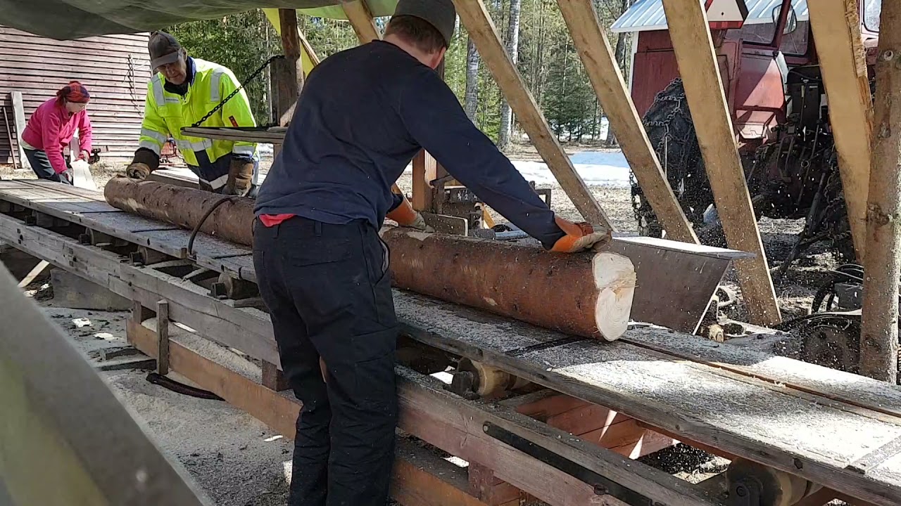 Kenttäsirkkeli sahausta