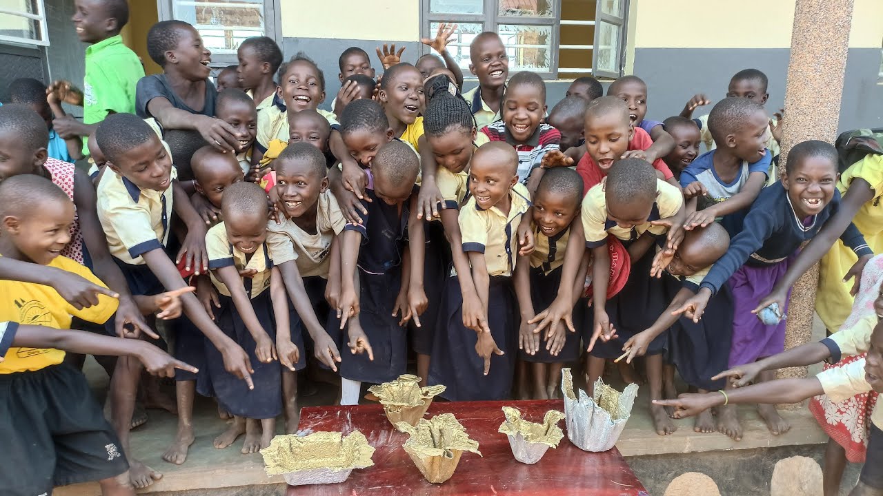 art class at our community school