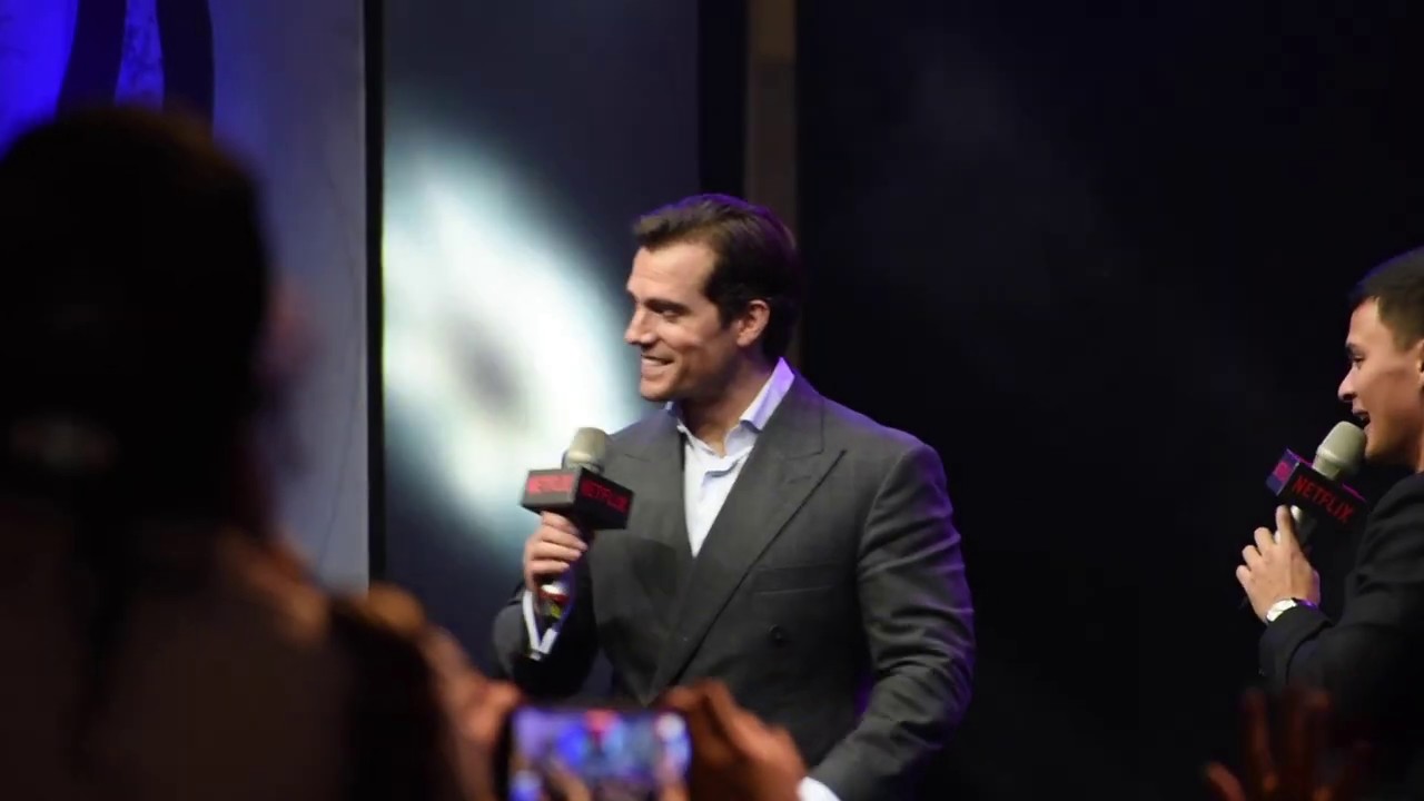 Henry Cavill in Manila!