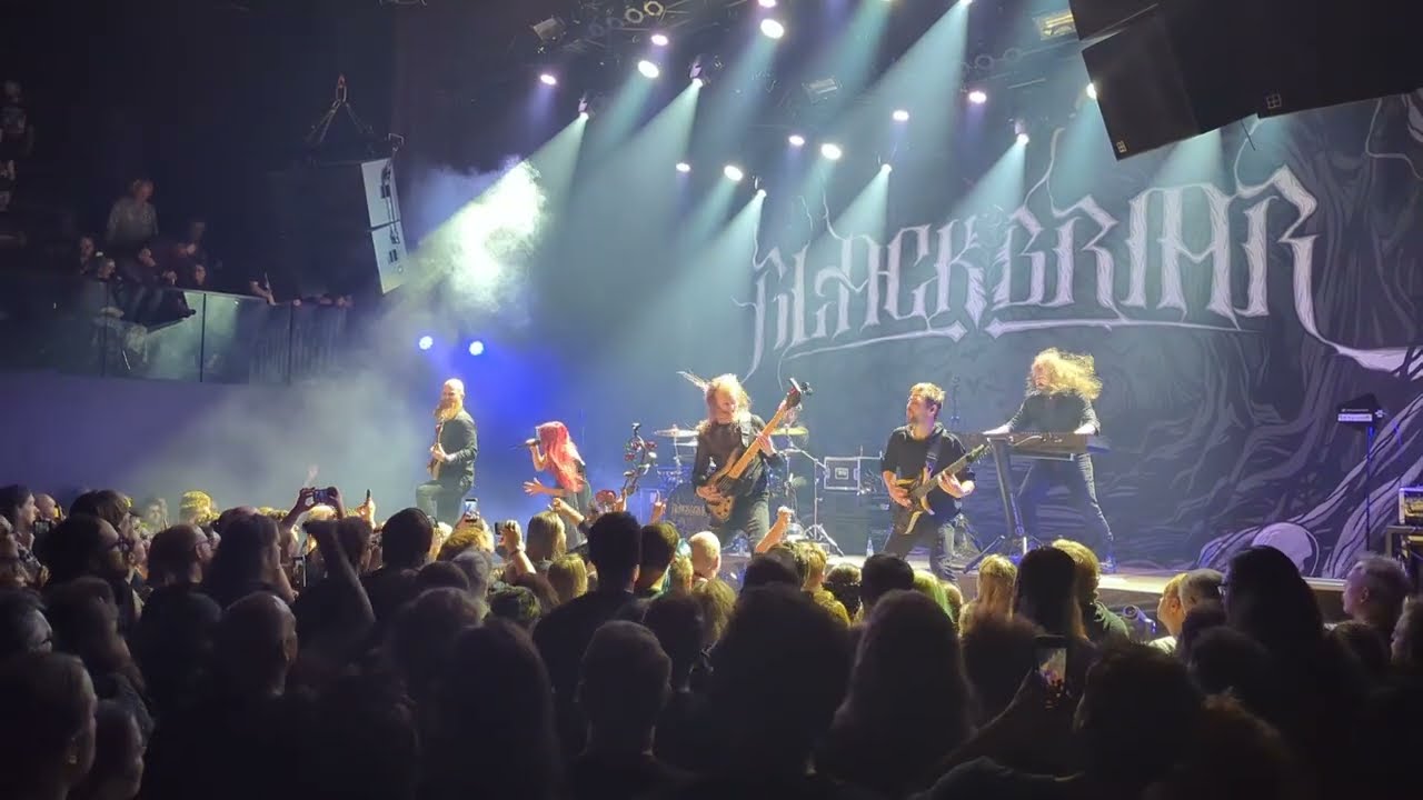 Blackbriar - Crimson Faces Live at Tivolivredenburg