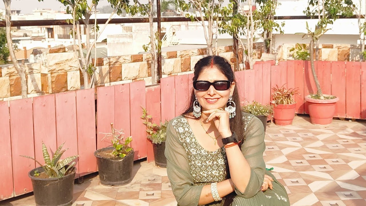 Neeti Dimri राधे राधे वेलकम माय यूट्यूब चैनल में स्वागत है आपका प्लीज लाइव वीडियो को लाइक करें