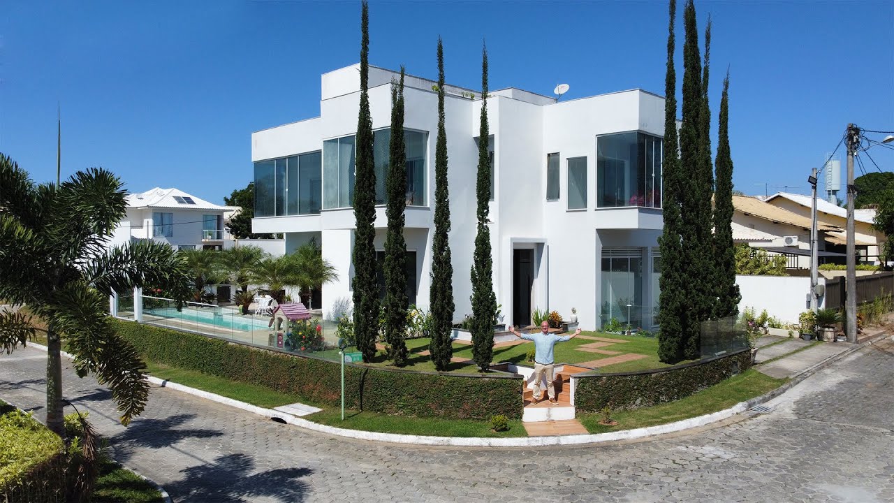 CASA COM ARQUITETURA CONTEMPORÂNEA NO CONDOMÍNIO VILLA DAS PÉROLAS | ARARUAMA RJ - REGIÃO DOS LAGOS