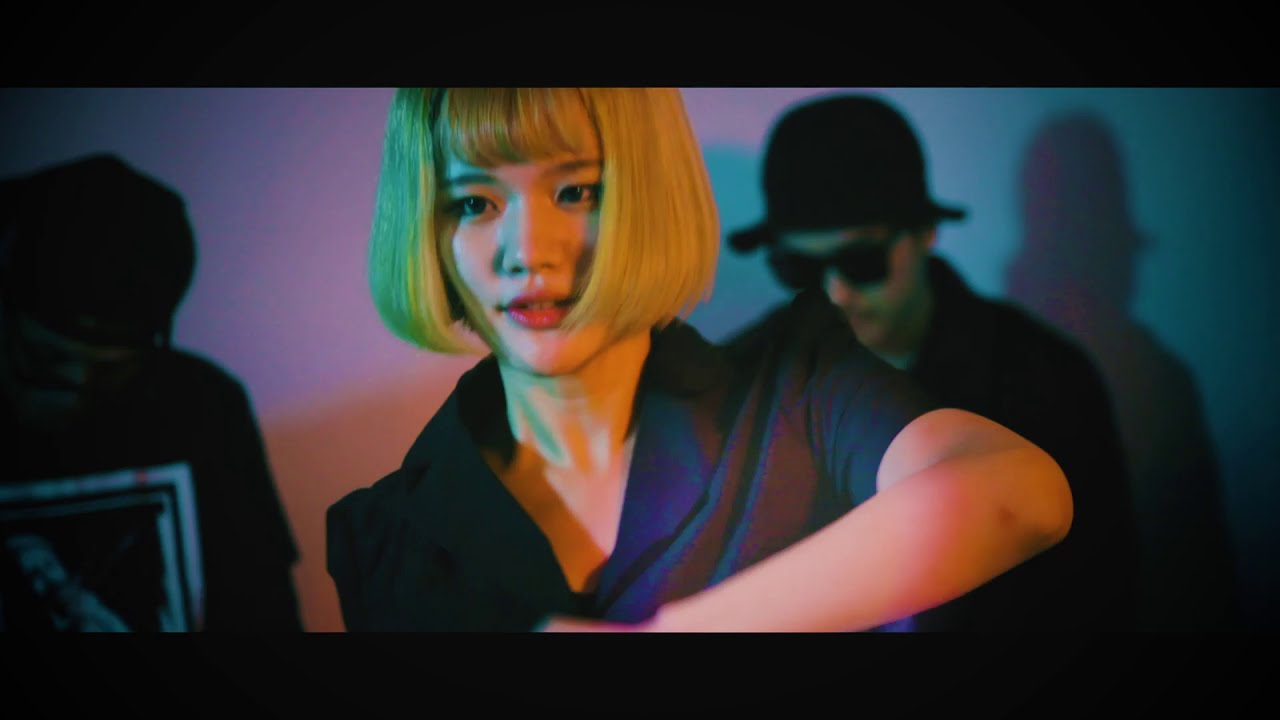 Gimme More / YORUWAKOREKARA