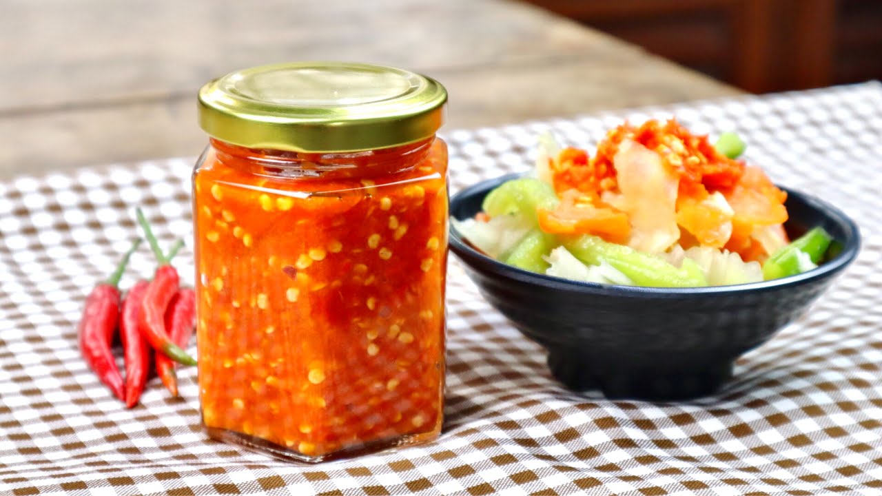 របៀបធ្វើជ្រក់ម្ទេសឲ្យបានឆ្ងាញ់ [ Chili Sauce Homemade ] - Ratanak Cooking