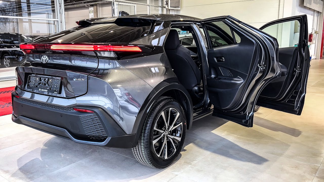 2025 TOYOTA C-HR - INTERIOR AND EXTERIOR WALKAROUND 4K