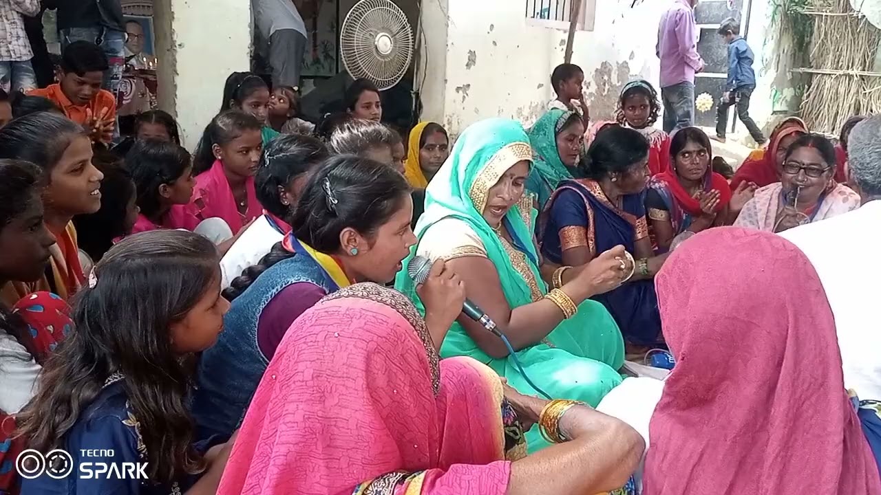 20*8*2023को ऐचुवा में भीम ज्ञान चर्चा करती बखारी की महिलाए