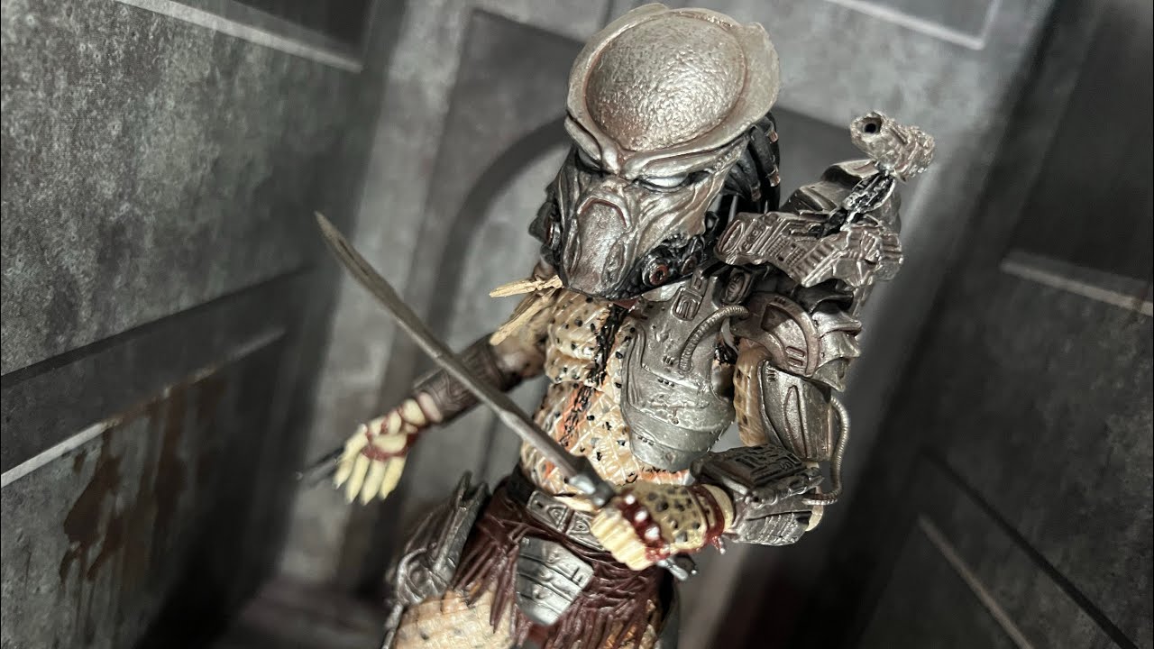 NECA Predator GHOST Review (Throwback)