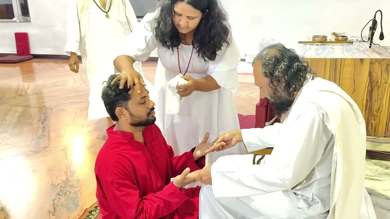 आज संन्यास मुझको मेरा मिल गया 🙏🏻🌹