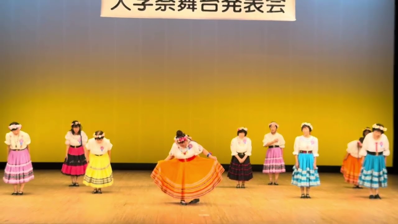 大学祭 フォークダンス