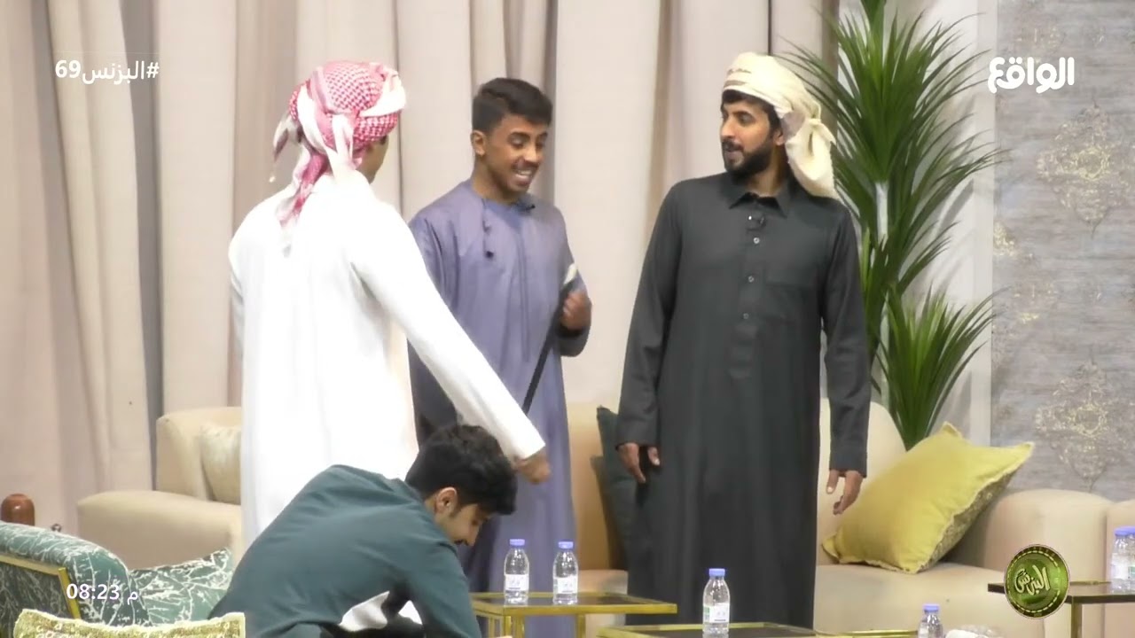 طرب محمد العويسي وسيف الزعبي ونايف الرفيدي وأسامة عوضه باللهجة العمانية 