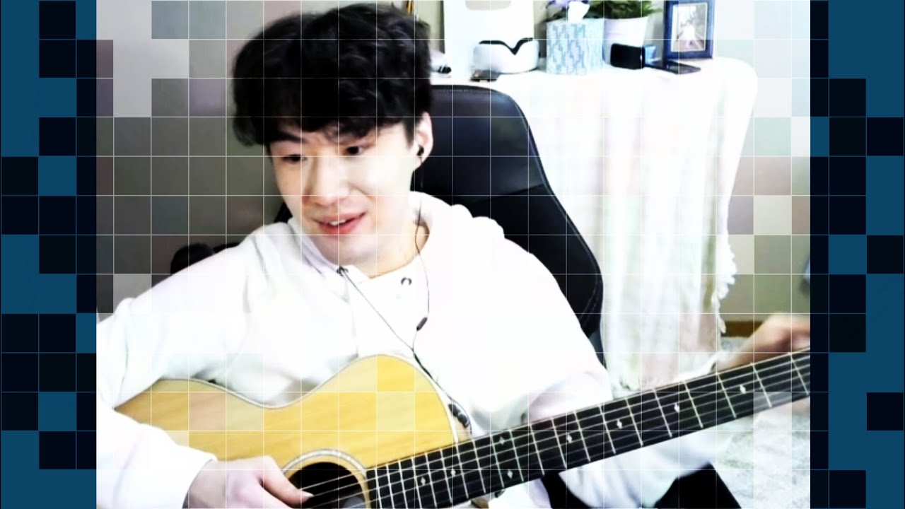 Hoon played guitar after a long time