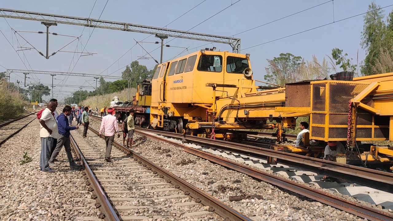 INDIAN RAILWAYS.. T.R.T.MACHINE WORK AT BALAWALI STATION NORTHERN RAILWAYS.
