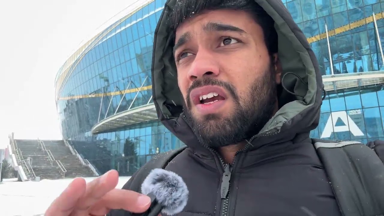 Snowfall or ice skating ek saath.